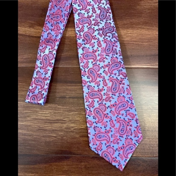 PAUL FREDRICK  Dressy 100% Silk Light Blue Paisley Necktie - Picture 6 of 9